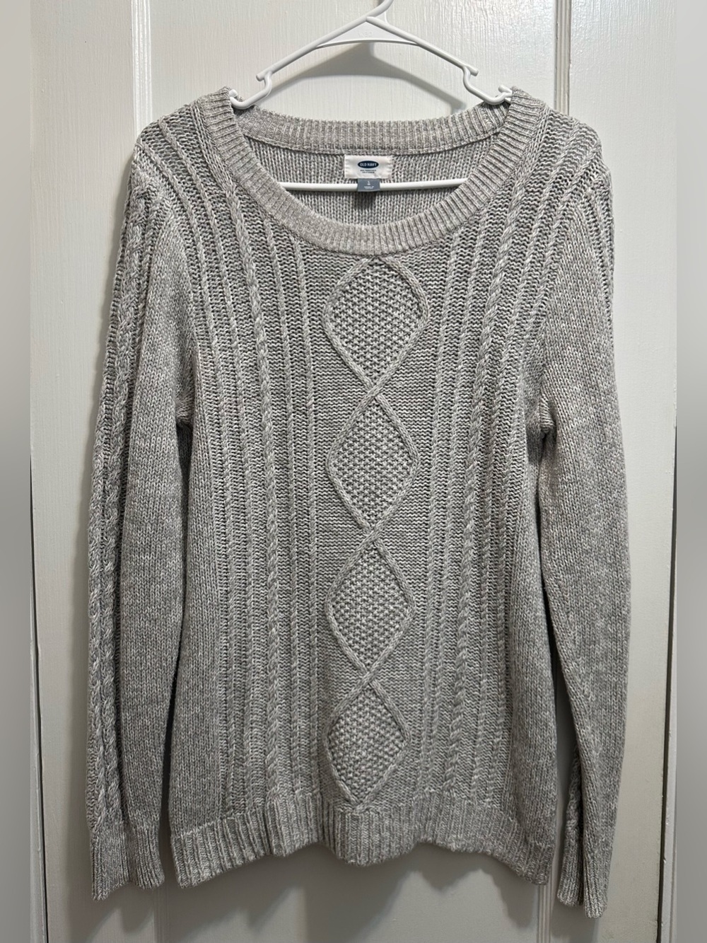 Old Navy: L Light Gray Cable-Knit Crewneck Sweater